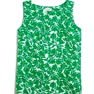 Scalloped-hem top with overlapped back